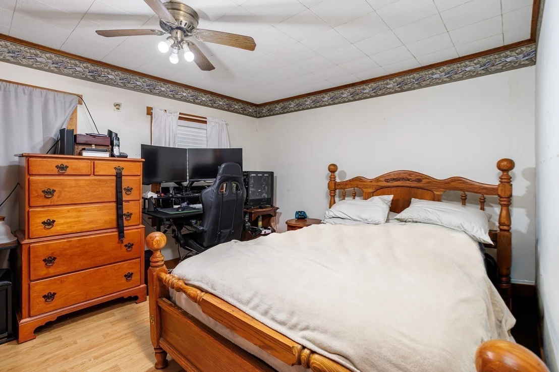 Photo of 419 Harvard Ave
