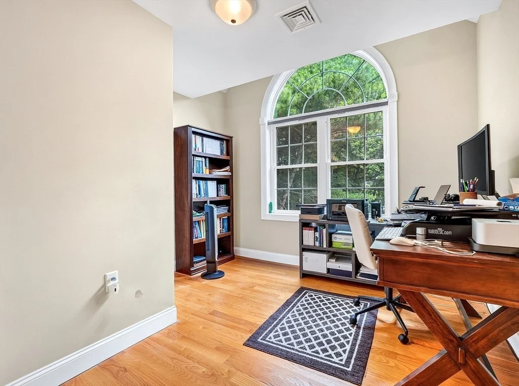 Photo of 245 High St