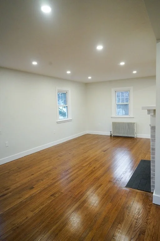 Photo of 1 Triangle St.