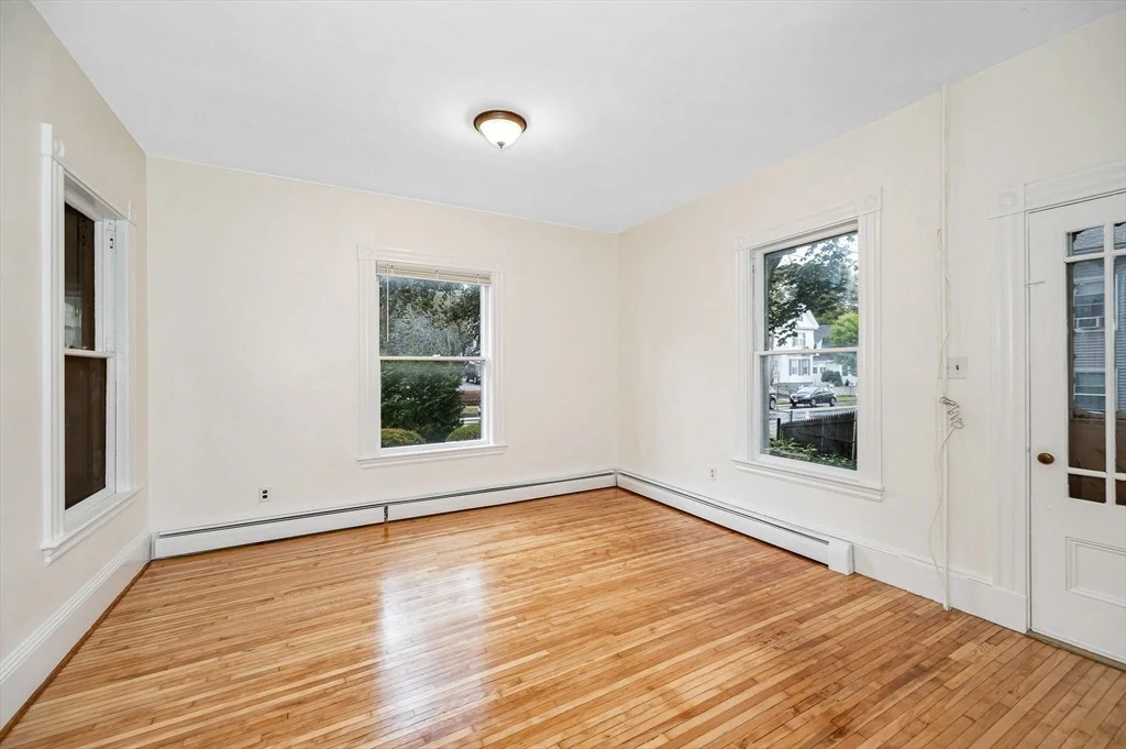 Photo of 82 Lincoln Ave