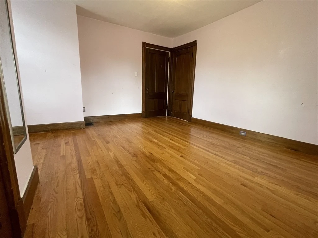 Photo of 16 Barnard Rd