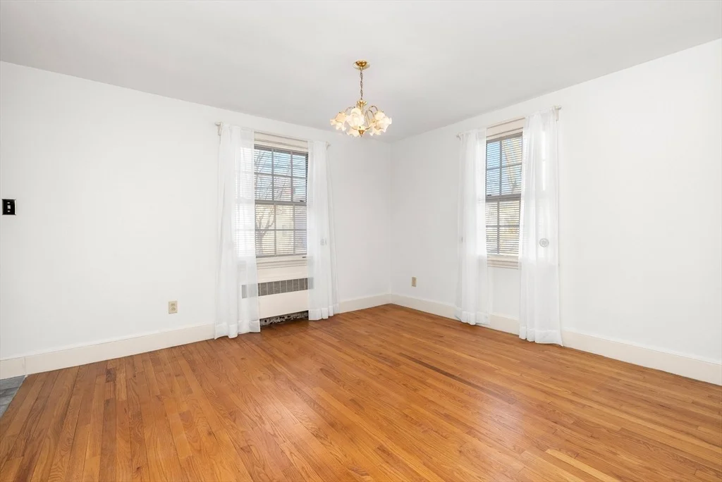 Photo of 31-A Centre St