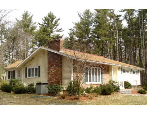 Photo of 17 Agawam Rd