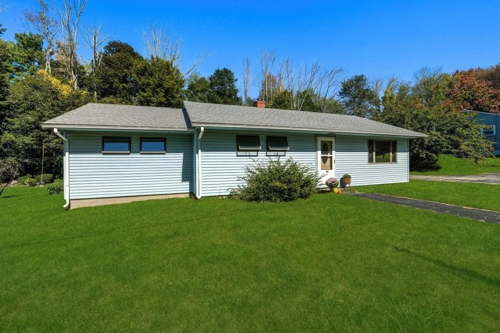 Photo of 10 Sunset Ln