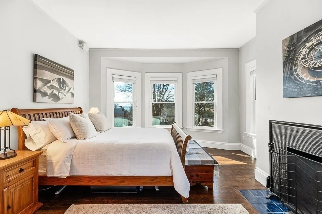 Photo of Unit 2 at 5 Babson Street
