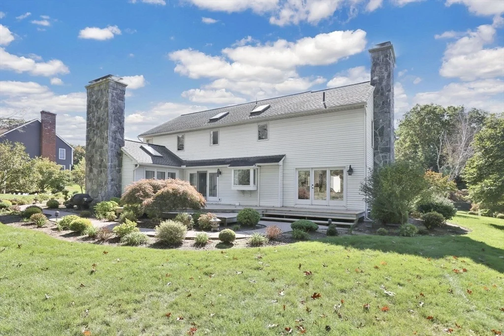 Photo of 202 Williamsburg Dr