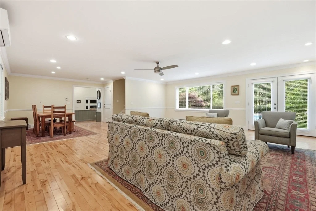 Photo of 32 Eunice Williams Dr