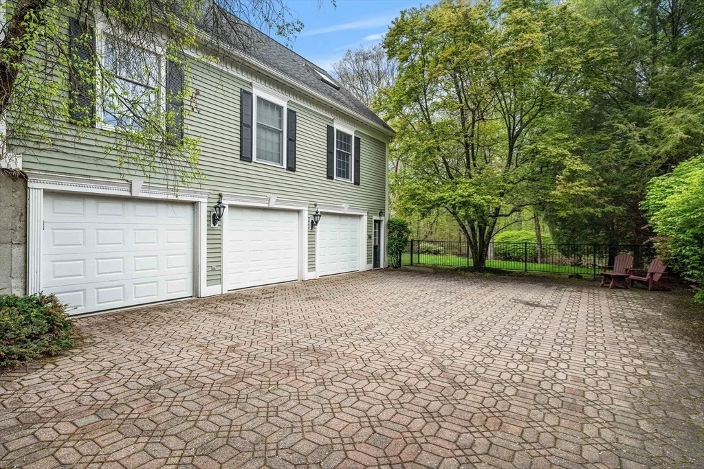 Photo of 37 Old Planters Rd