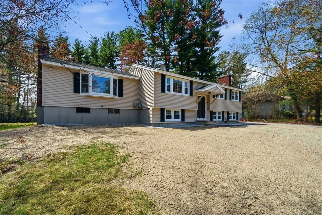 Photo of 44 Wildbrook Road