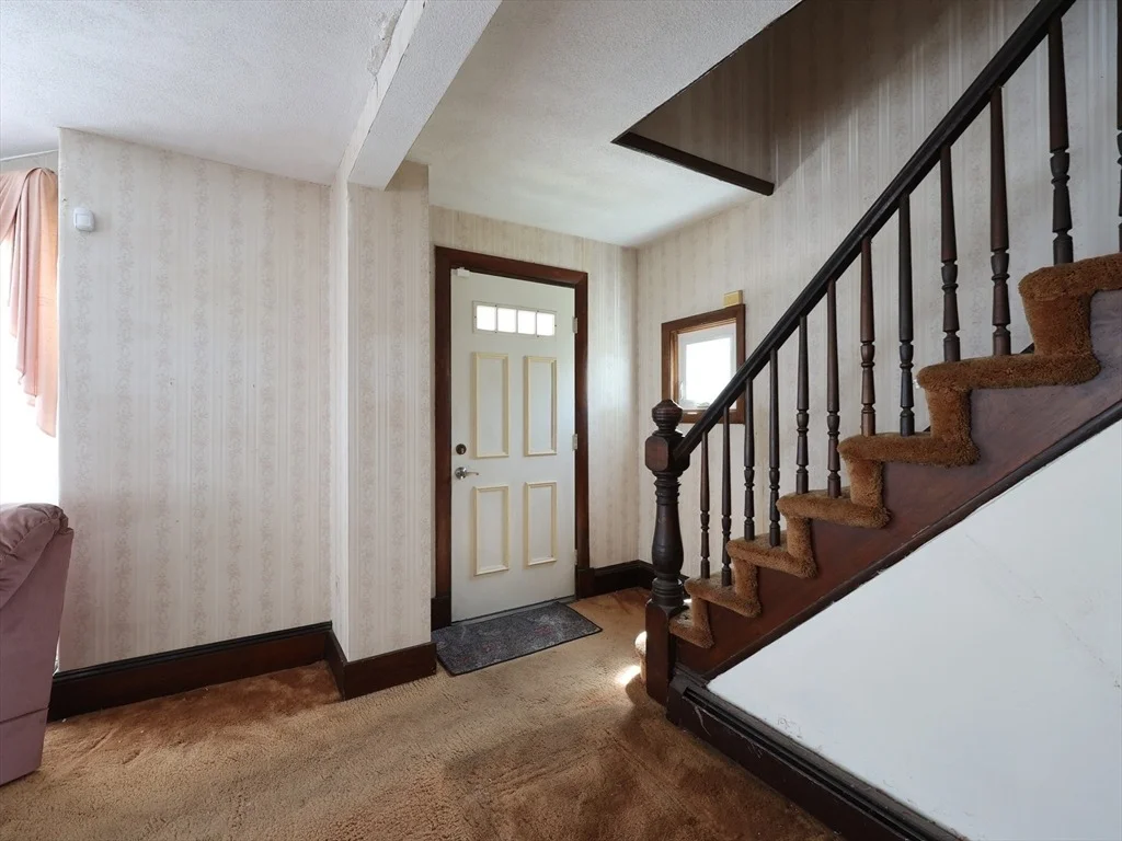 Photo of 433 Central Street