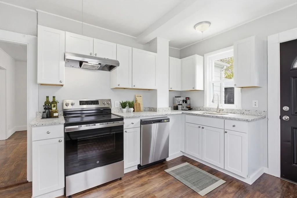 Photo of 51 Laurel St