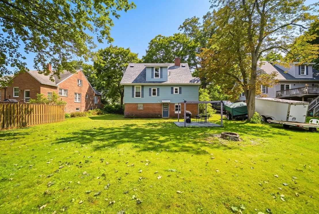 Photo of 209 Green St