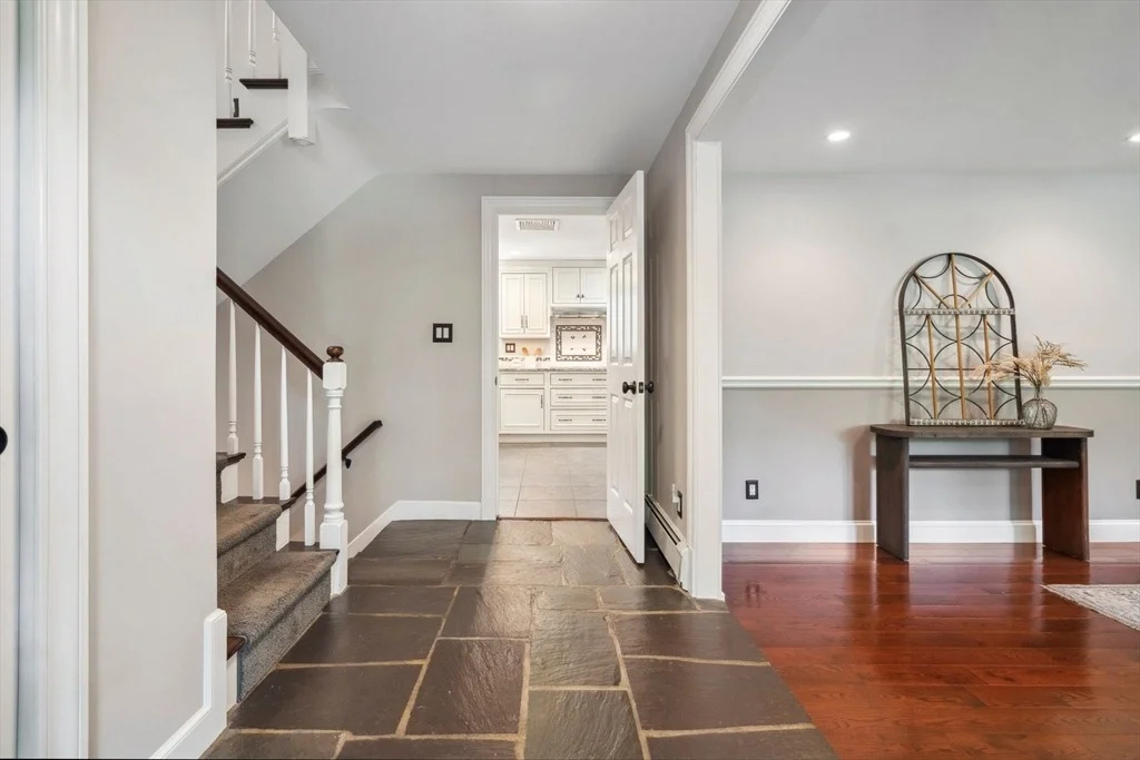 Photo of 6 Smith Farm Trl