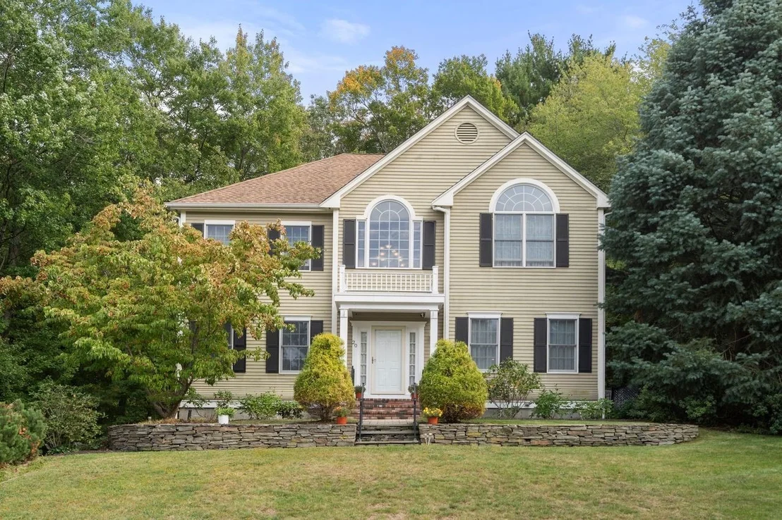 Photo of 20 Fern Brook Cir
