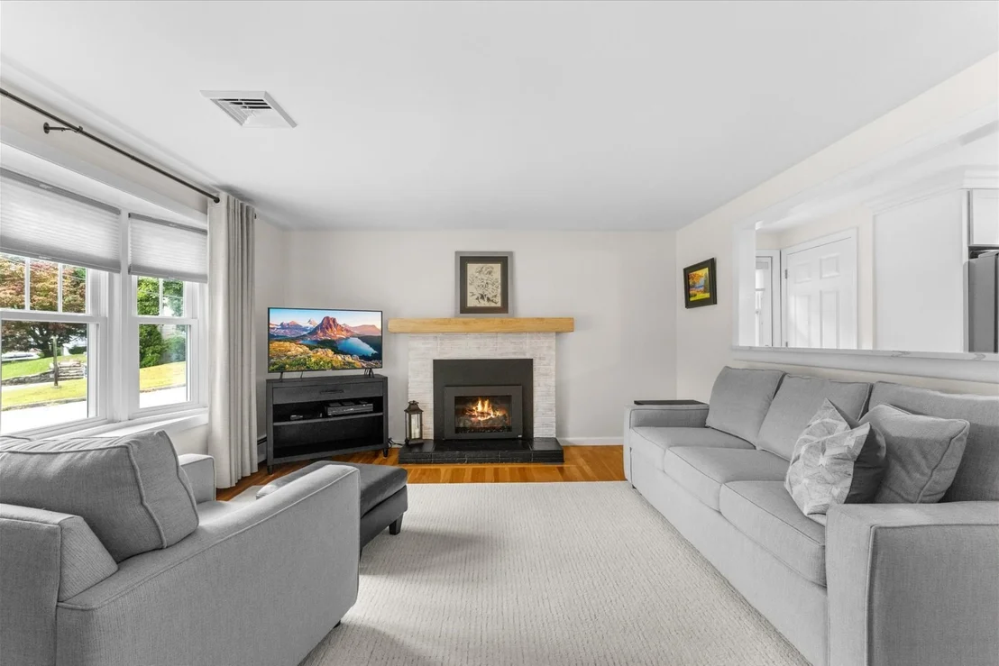 Photo of 194 Holden St