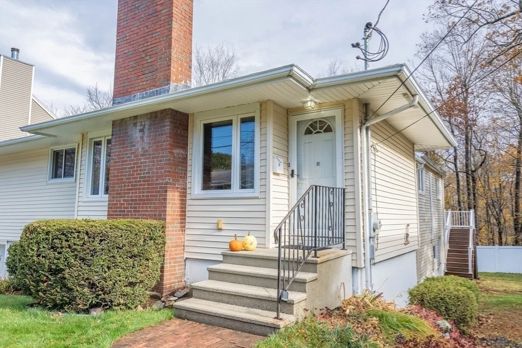 Photo of 27 Brewster Road