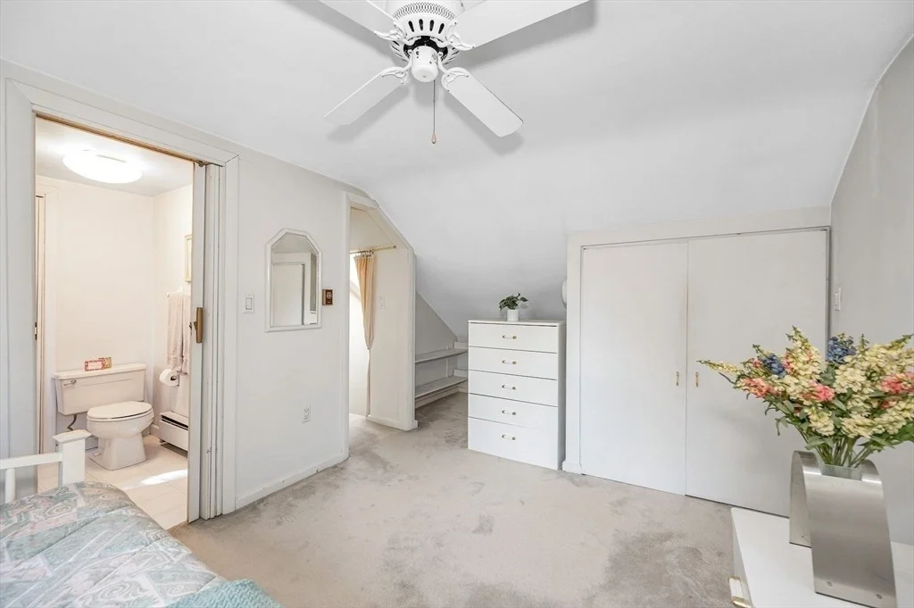 Photo of 18 Mountain Ave