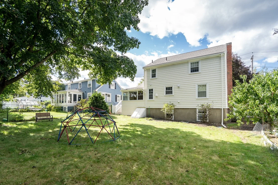 Photo of 33 Stowecroft Rd