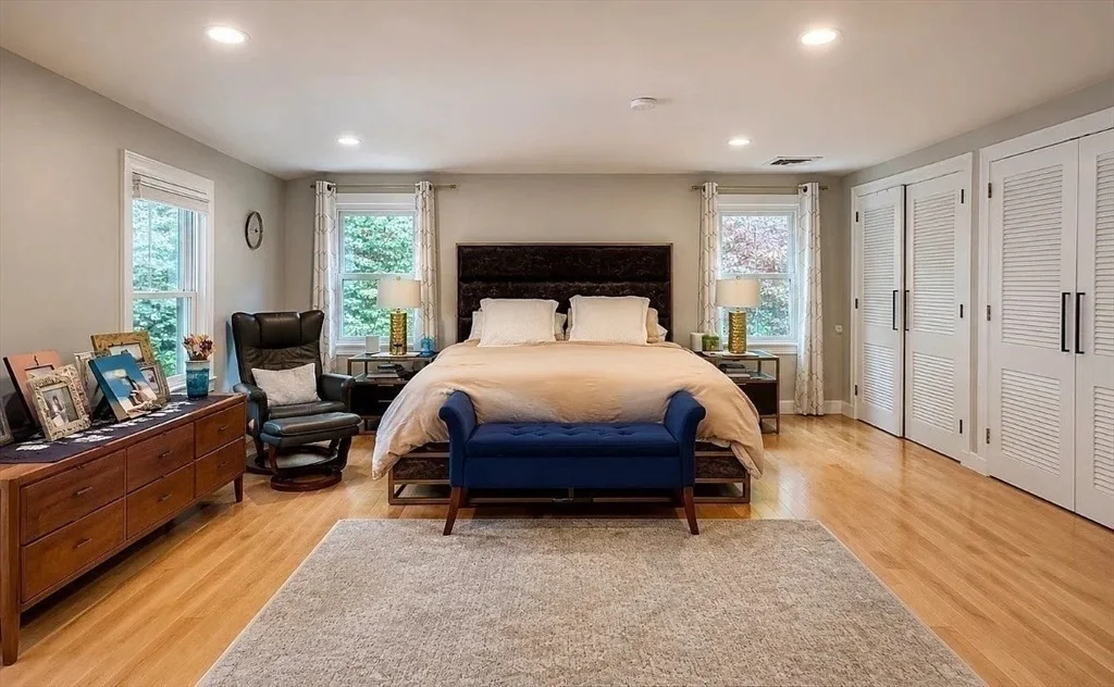 Photo of 106 Annawan Rd