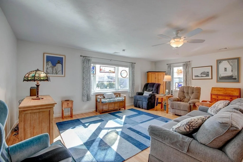 Photo of 19 Datewood St