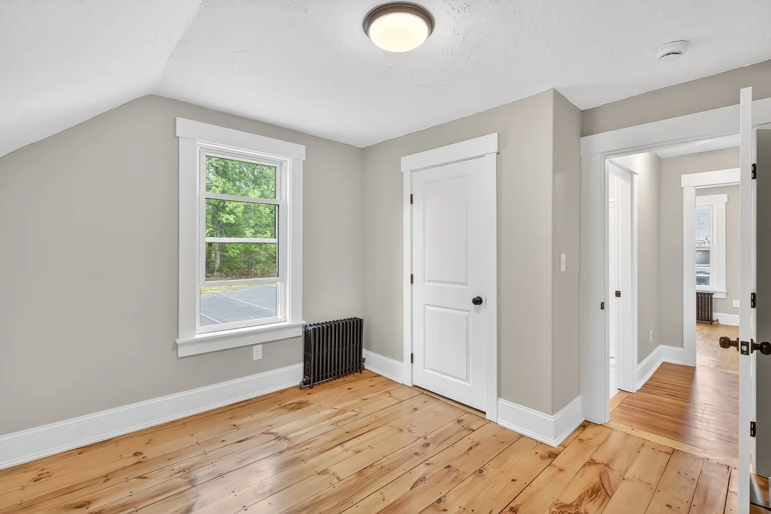 Photo of 148 Center Street