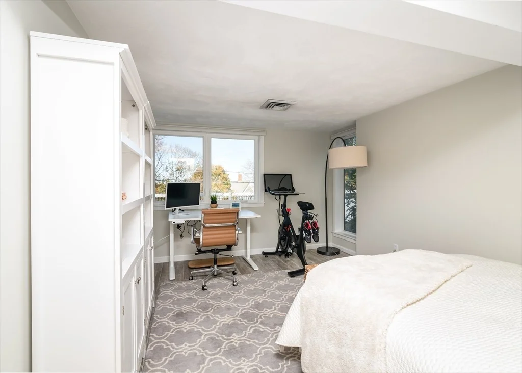 Photo of 255 Elm St