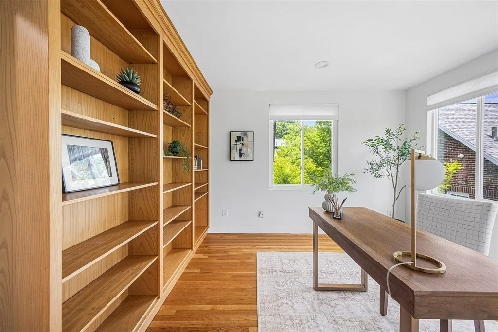 Photo of 16 Ellery Square