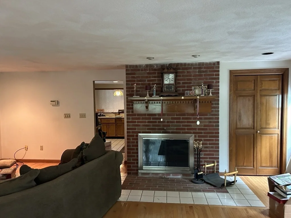 Photo of 9 College Pond Drive