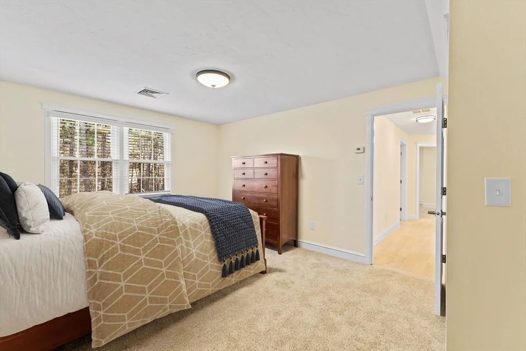 Photo of 16 Forest Park Dr