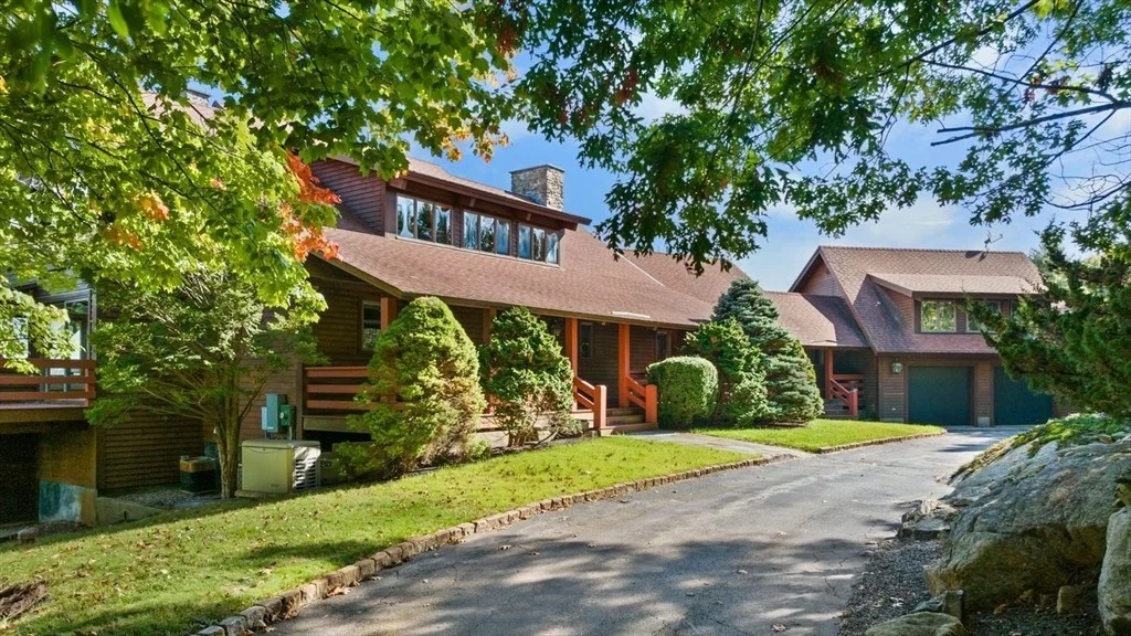 Photo of 153 Pine Street