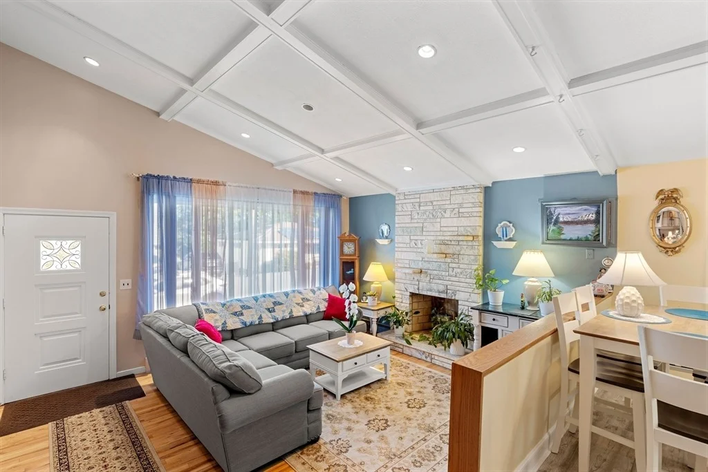 Photo of 15 Barnes Circle