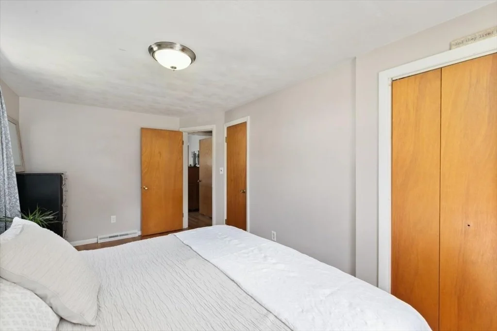 Photo of 3 Cedarwood Ln