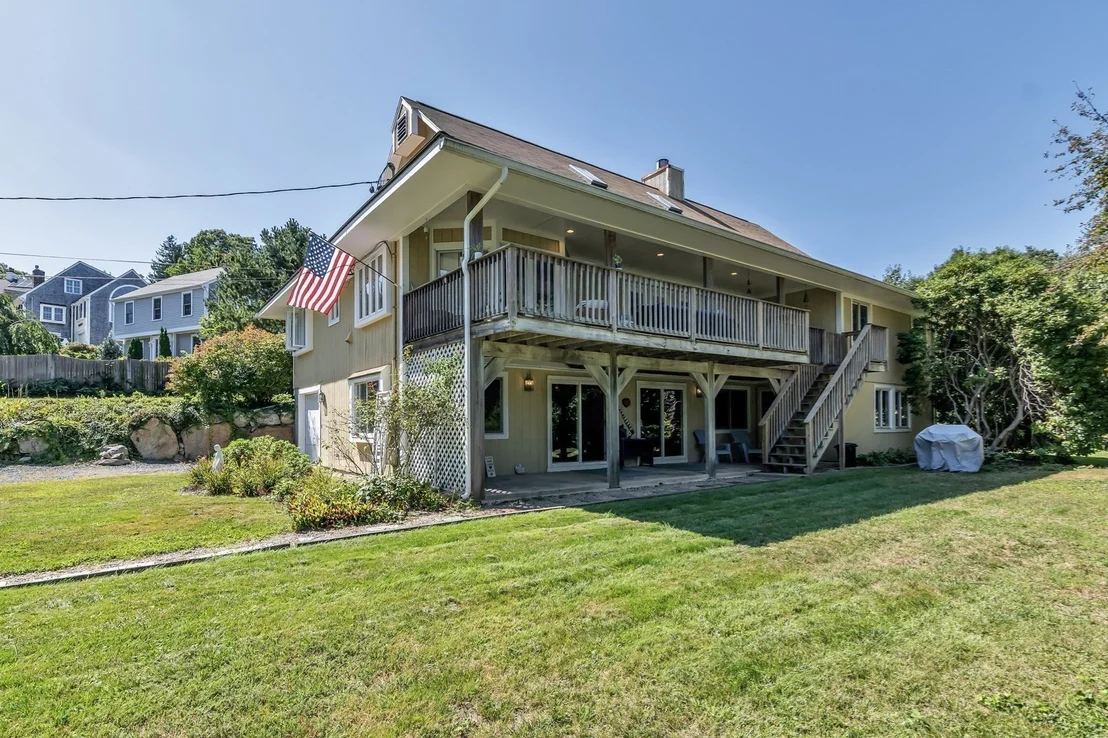 Photo of 26 Dwight Rd