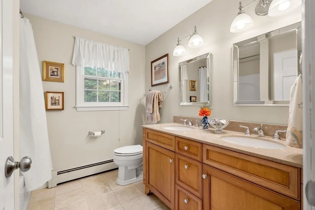 Photo of 13 Laconia Cir