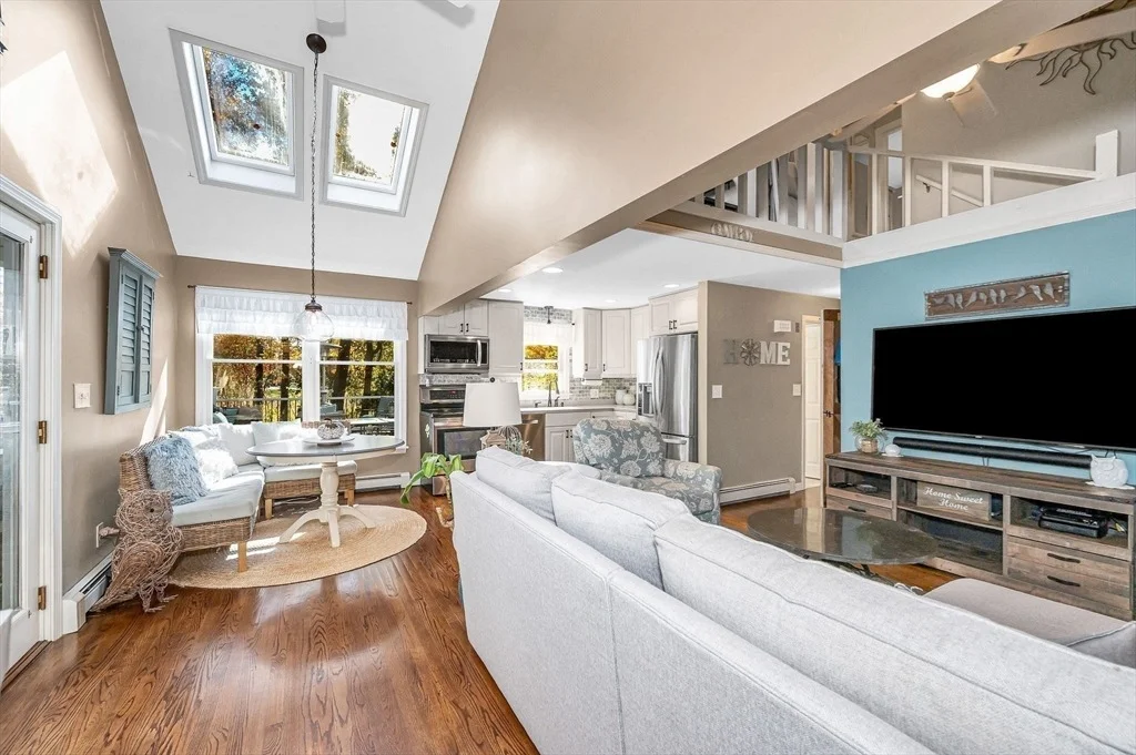 Photo of 5 Chauncy Cir