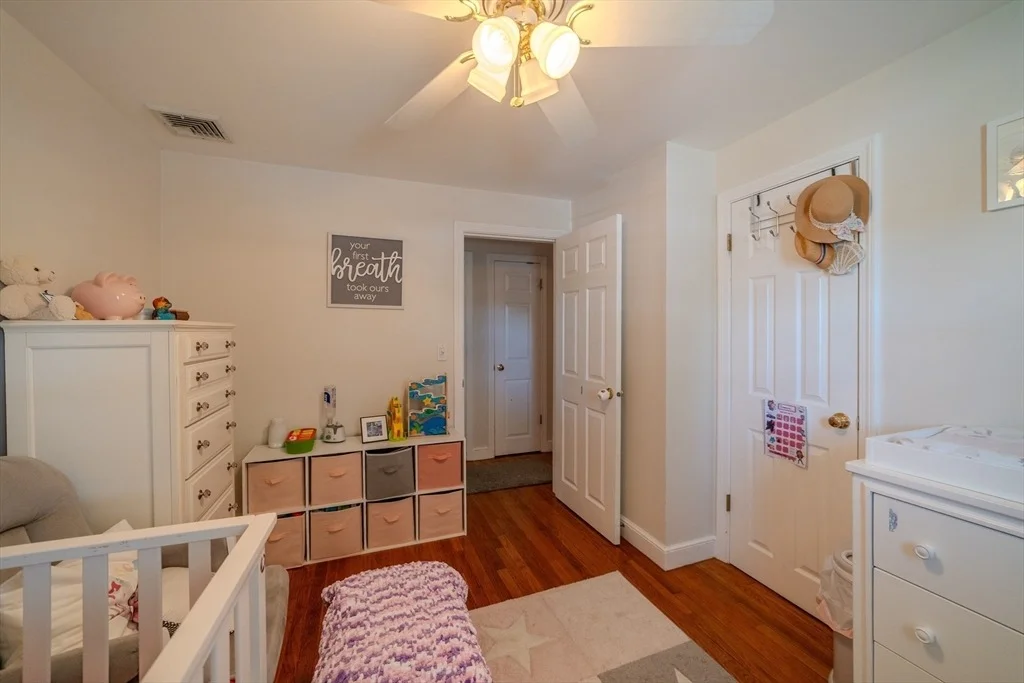 Photo of 54 Stearns Dr