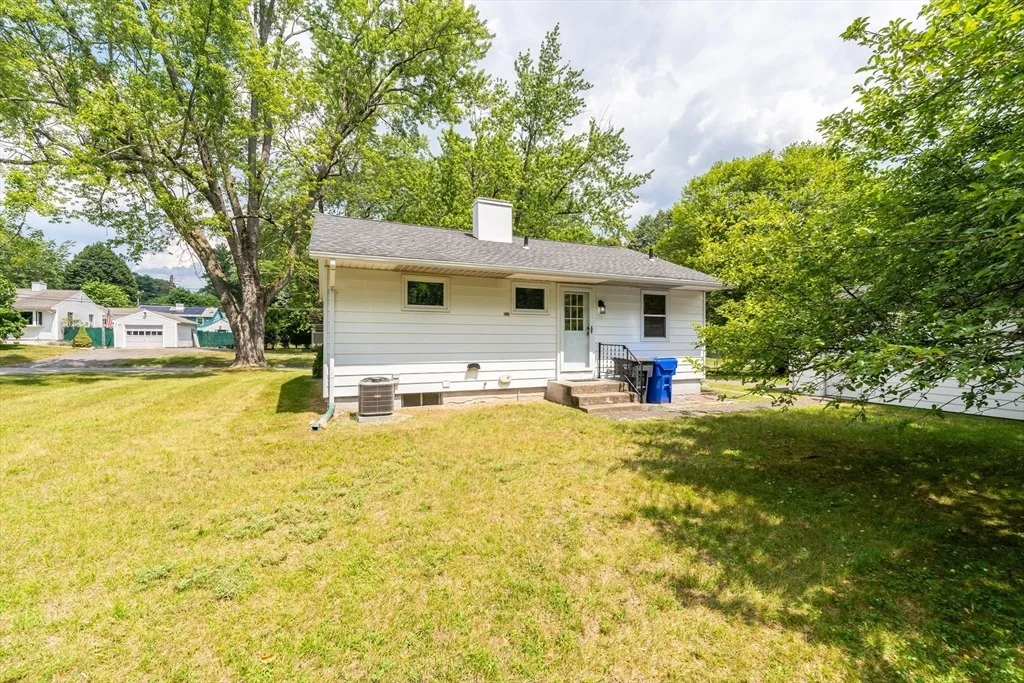 Photo of 24 Higgins St