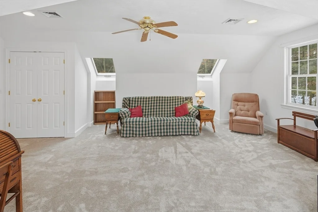 Photo of 24 Talbott Farm Dr