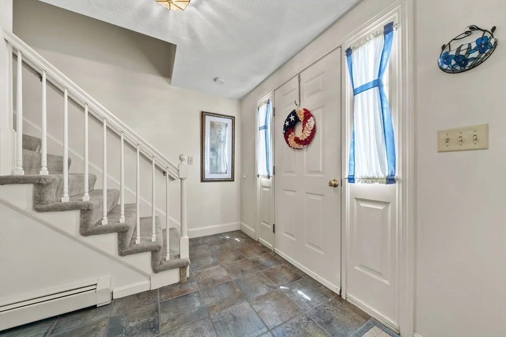 Photo of 31 Emerald Dr