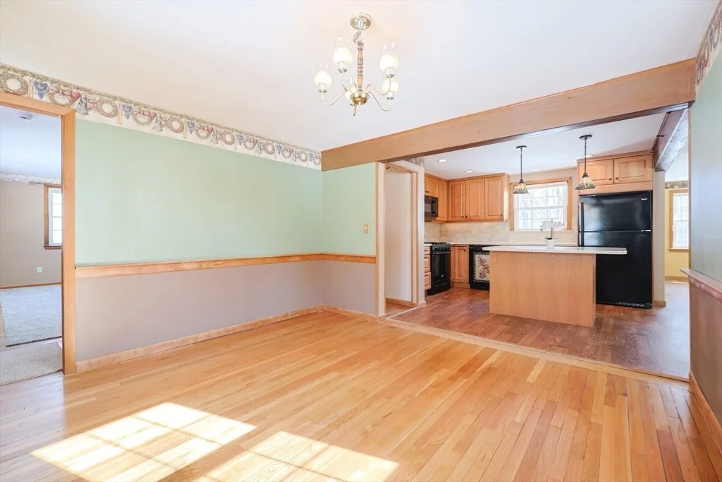 Photo of 53 Robin Road