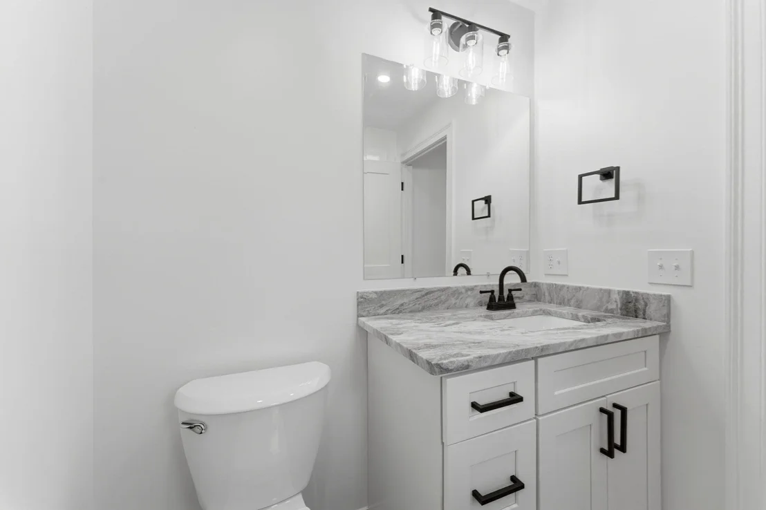 Photo of 36 Colonial Rd.