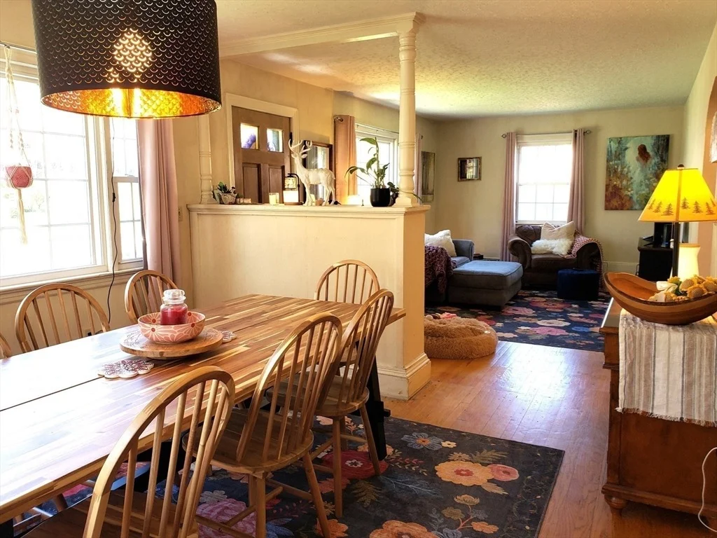 Photo of 16 Edward Ave