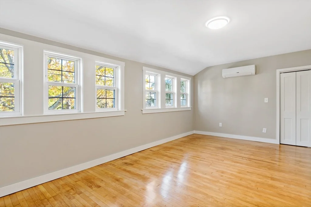 Photo of 172 Gibbs St