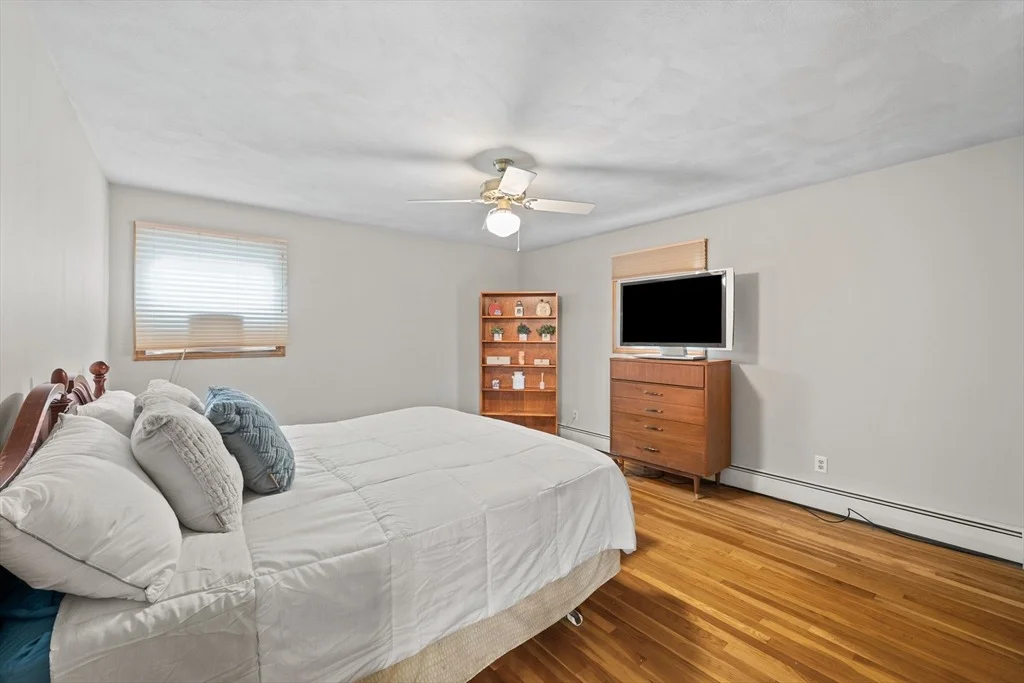 Photo of 76 Hillside