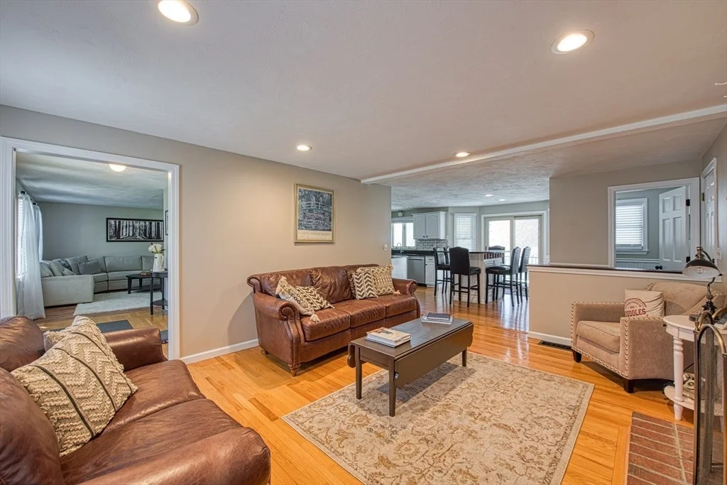Photo of 11 Antone Dr