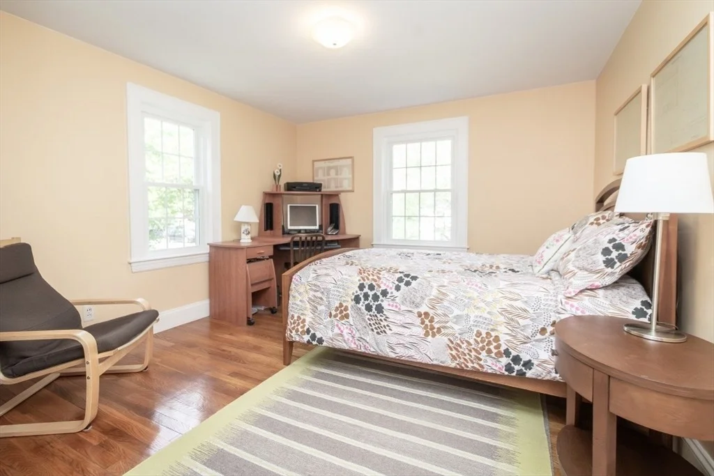Photo of 4 Crescent St