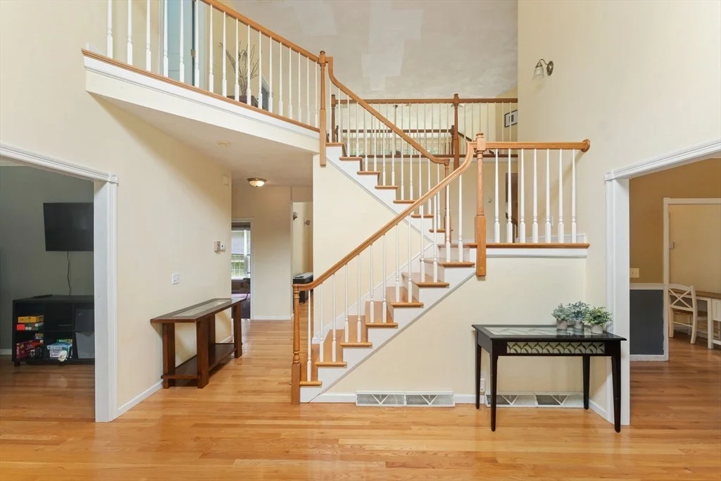 Photo of 7 Morse Dr