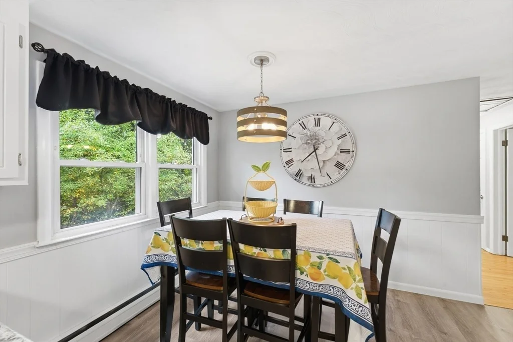 Photo of 28 Intervale Rd