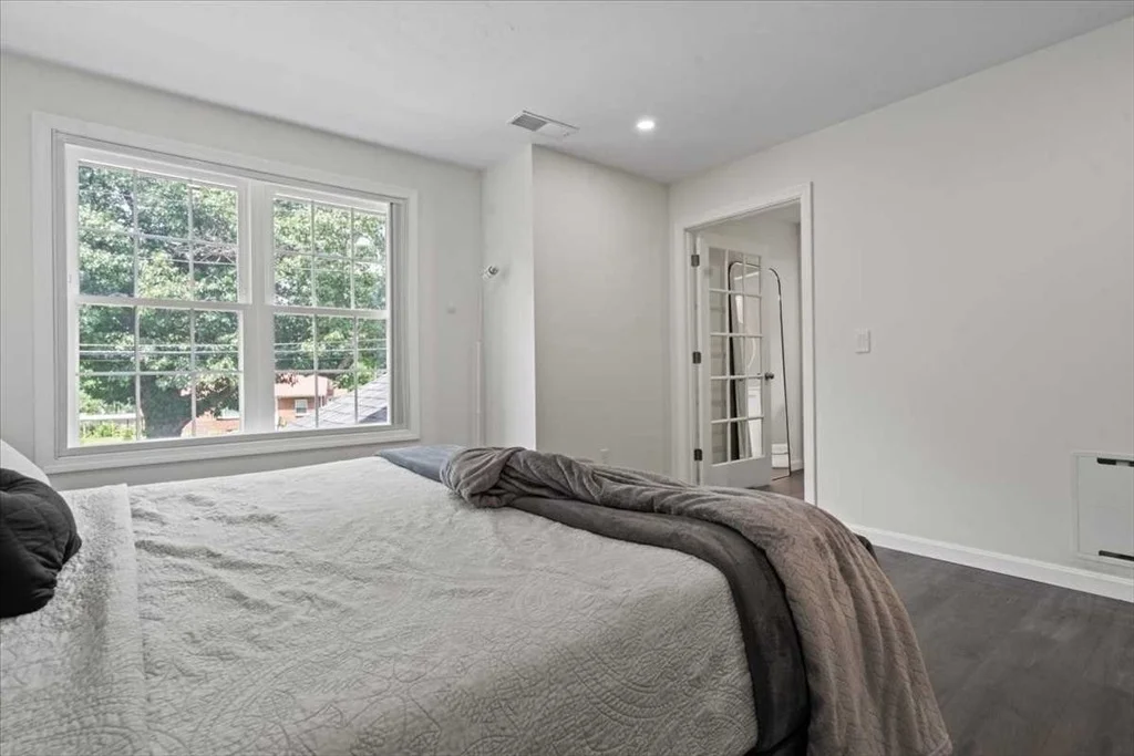 Photo of 492 Hamilton St