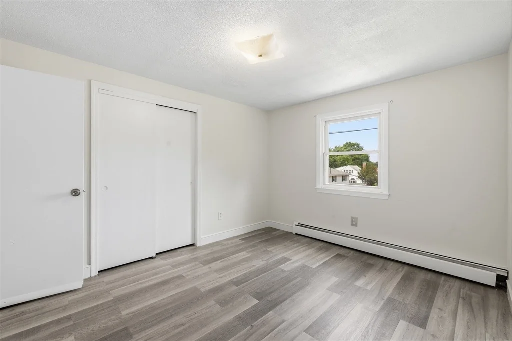 Photo of 95 Lillian Ter